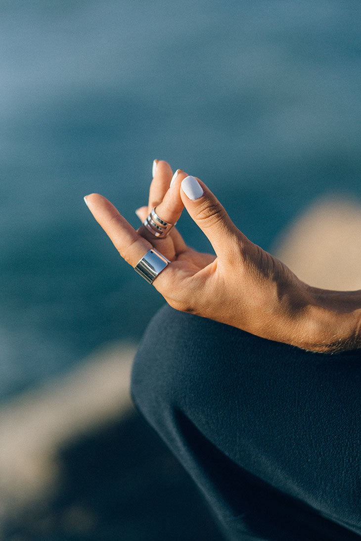 The Therapeutic Benefits of Sealed Terrariums: Enhancing Mindfulness and Well-being